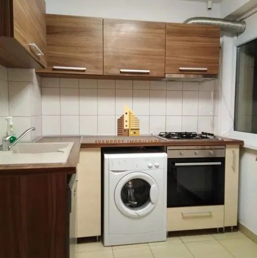 | Apartament cu 3 camere de vanzare | Cartierul Grigorescu | Etaj intermediar | - Poză 5