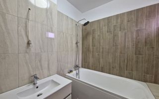 Apartament *4 camere *110mp* // Parcare - Poză 13