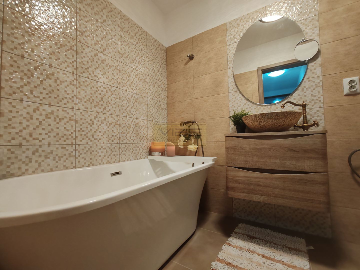 Duplex-4 camere - Mobilat Modern-Capăt Cug-Valea Adâncă! - Poză 18