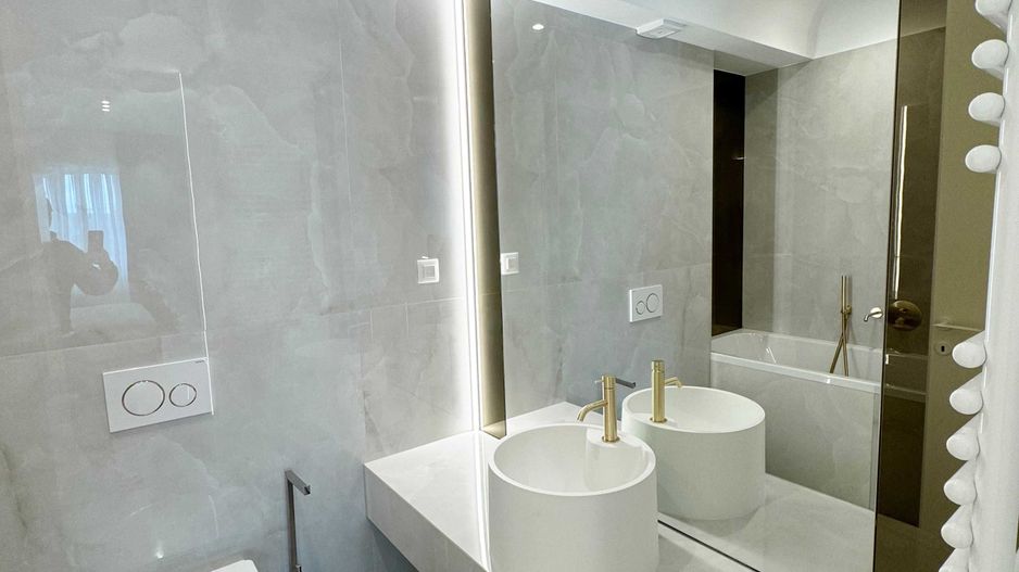 De inchiriat - Ap. 3 camere in Cortina North - Poză 8