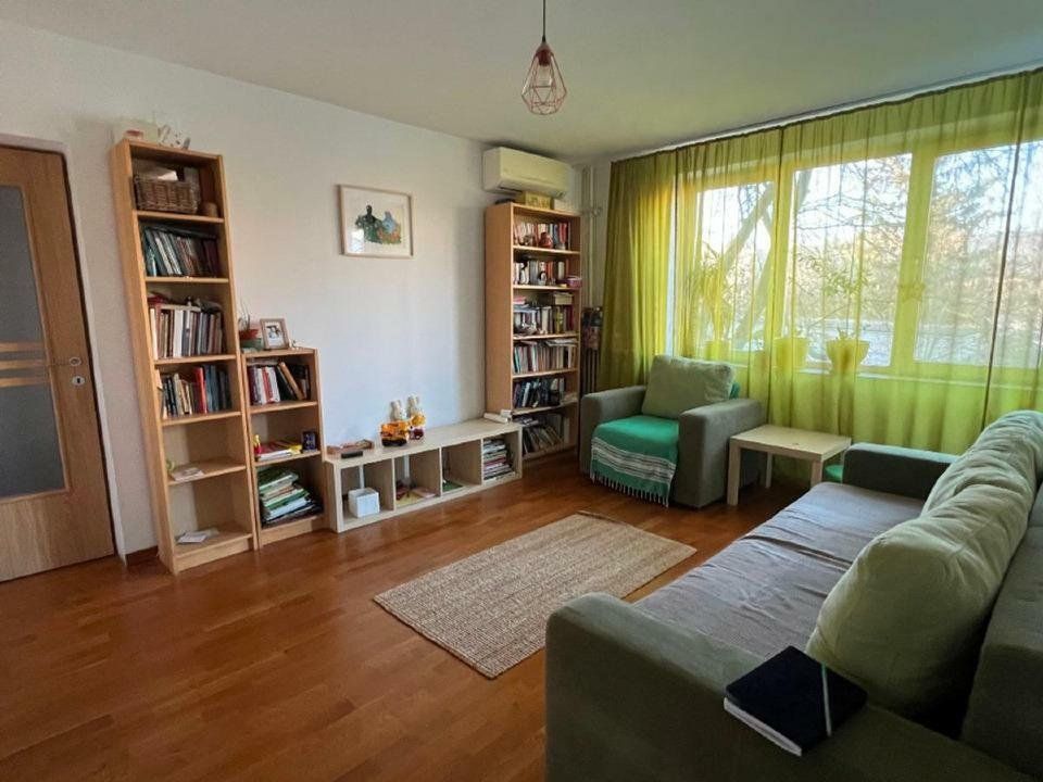 3 camere Titan, langa Parc si Stadionul National - Poză 2