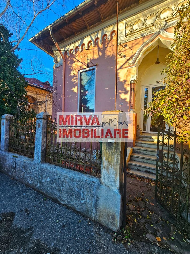 Casă cu arhitectură interbelică, 5 camere, teren 409 mp – Central - Poză 2