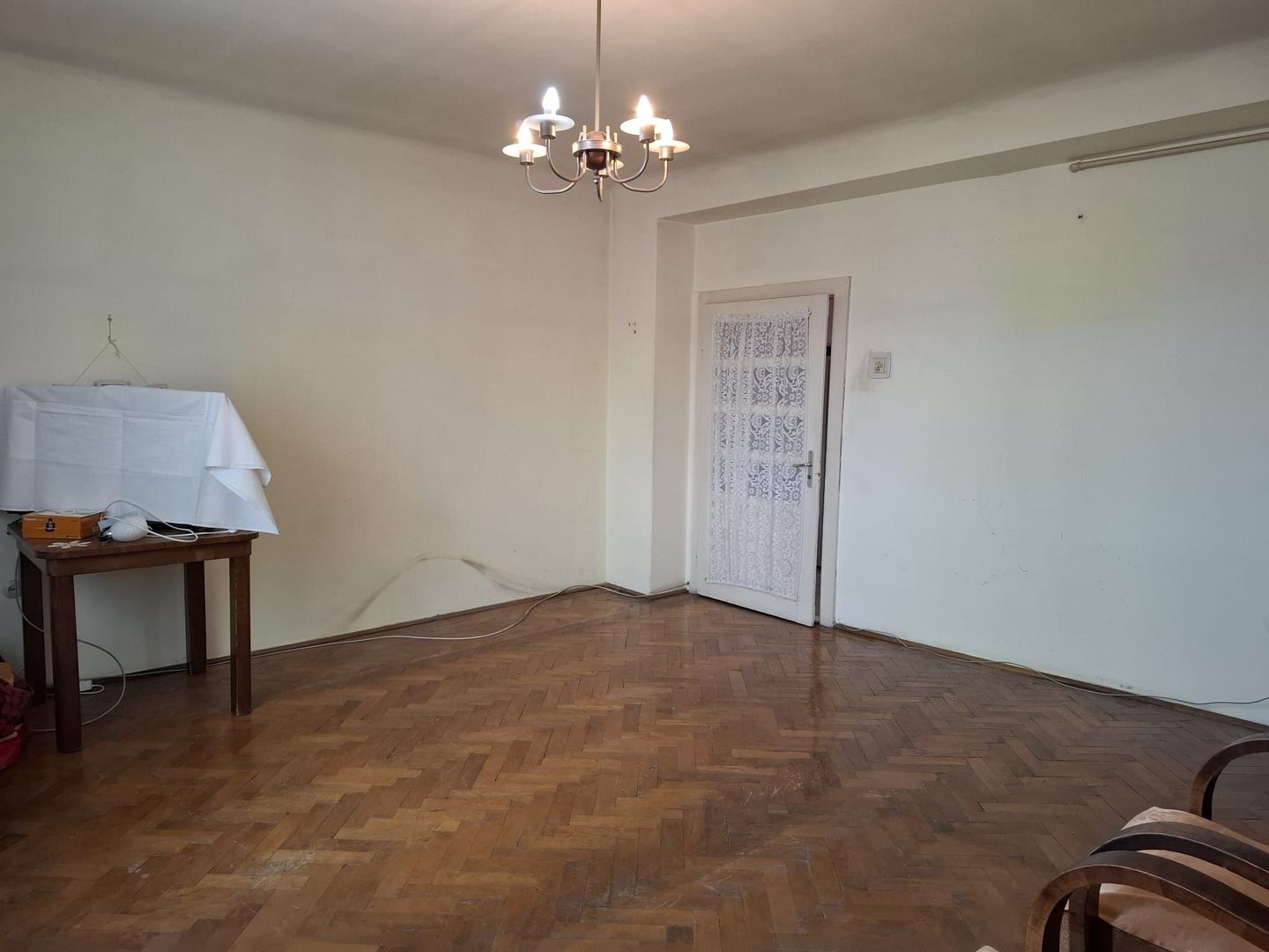 Apartament tip studio cu gradina Gruia strada Migdalului - Poză 2