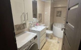 Închiriez apartament 2 camere, Decebal, mobilat, confort lux, parcare - Poză 7