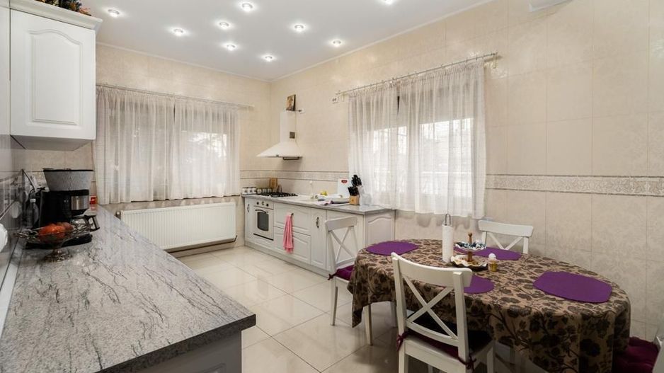 Vila superba de vanzare in apropiere de padure Pantelimon - Poză 20