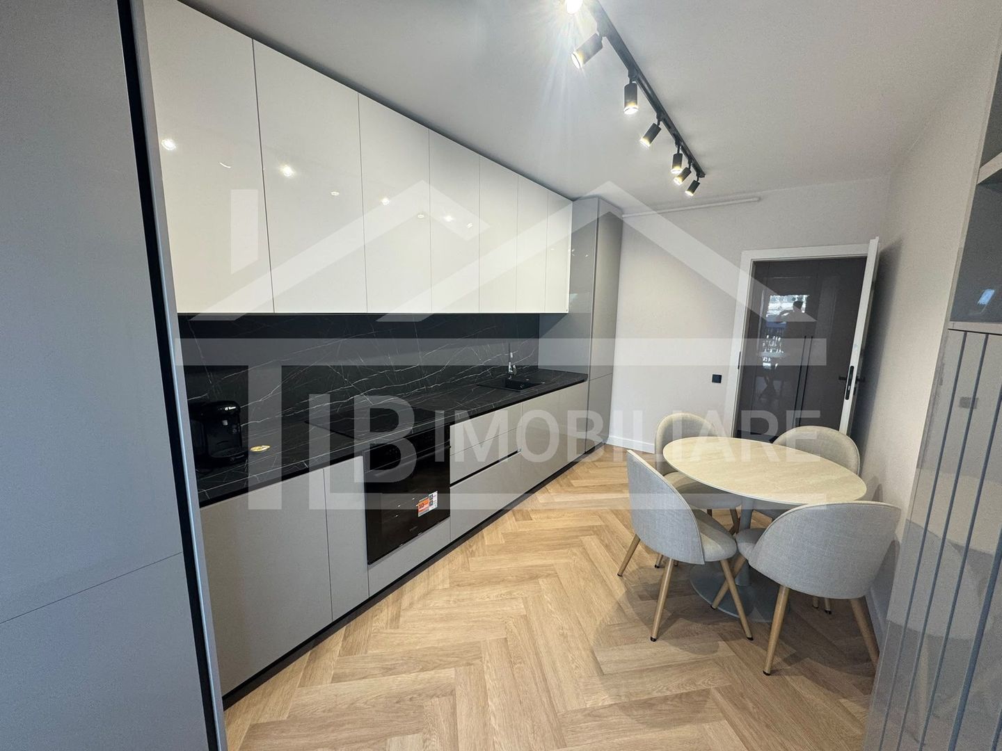 Apartament cu 2 camere, 75 mp, decomandat, Zona Verde Residence - Poză 6