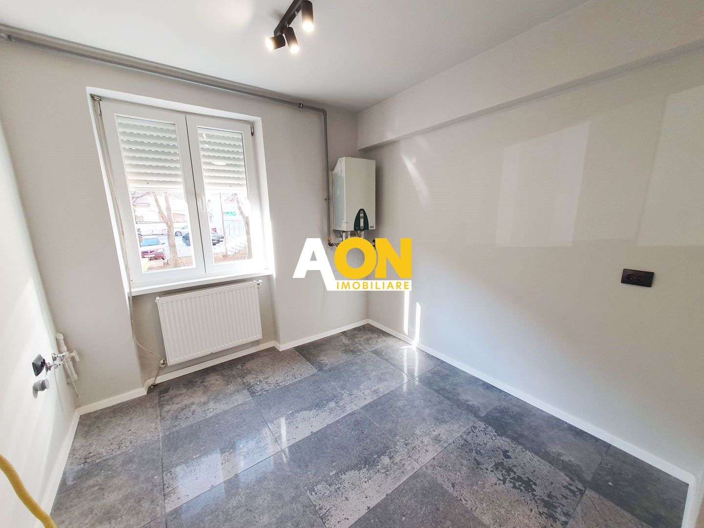 Apartament 2 camere, etaj 1, renovat complet, ultracentral - Poză 10