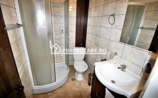 Pensiune P-E-M 9 camere,9 bai,1 bucatarie,teren 900 mp - Poză 7