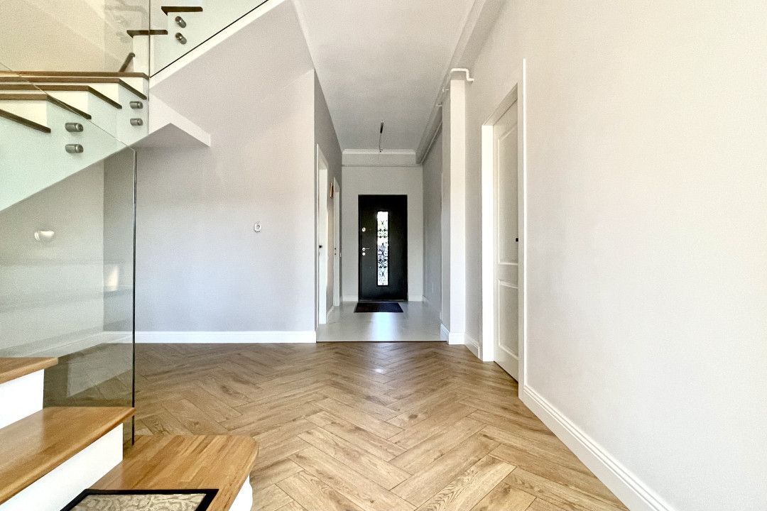 Vile de lux P+1 cu 5 camere și grădină, Corbeanca - Poză 6