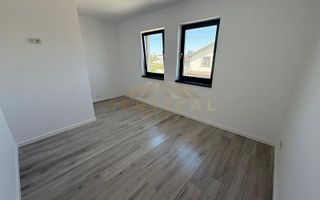 Vila la intrare in comuna Berceni - Poză 10