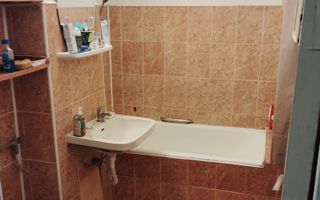 ! Oferta ! - Apartament cu 3 camere zona Hipodrom 2 - Poză 4
