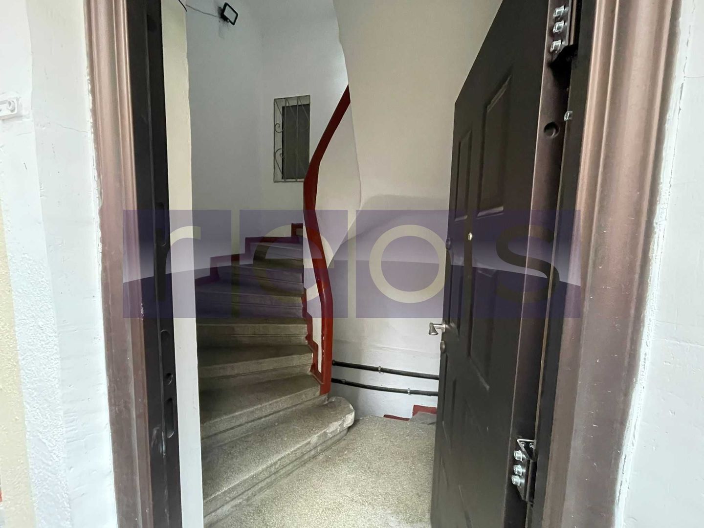 VANZARE VILA FORMATA DIN 3 APARTAMENTE | ZONA MALL VITA | - Poză 12