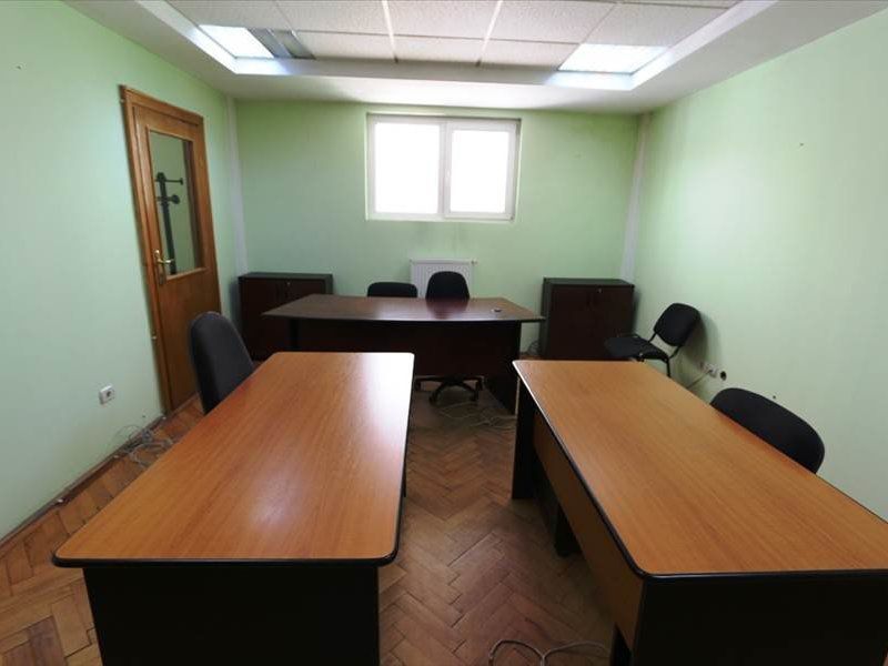 Spații birouri 20-50 mp de închiriat în zona Semicentral - Poză 5