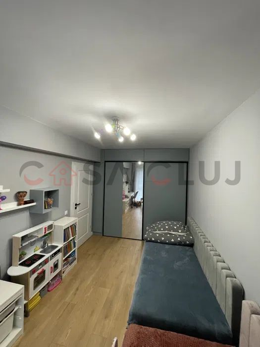 3 camere, bloc nou, etaj intermediar - Poză 8