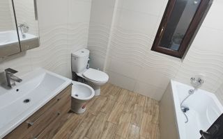 Apartament cu 3 camere | Ultracentral | Oradea - Poză 5