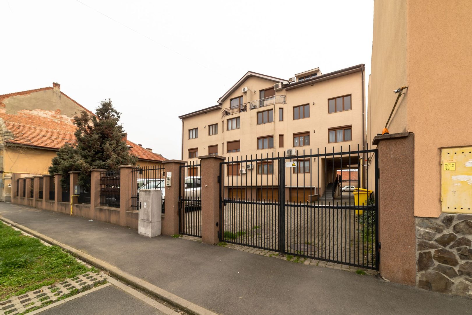 Apartament Nou 2 camere - Central - Poză 6