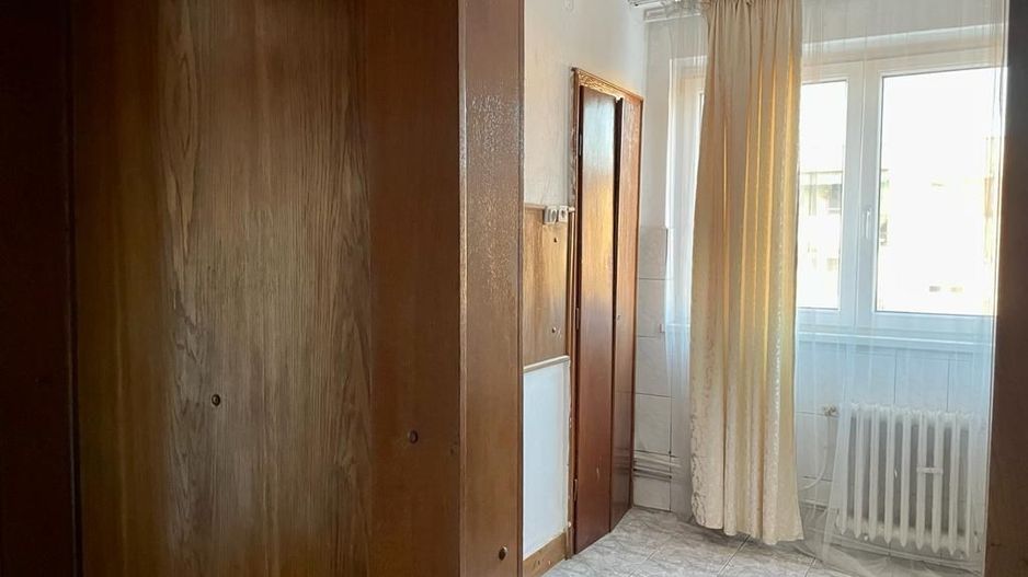 BRASADAS vinde ap 2 cam etaj 4/4 Calea Traian. - Poză 4