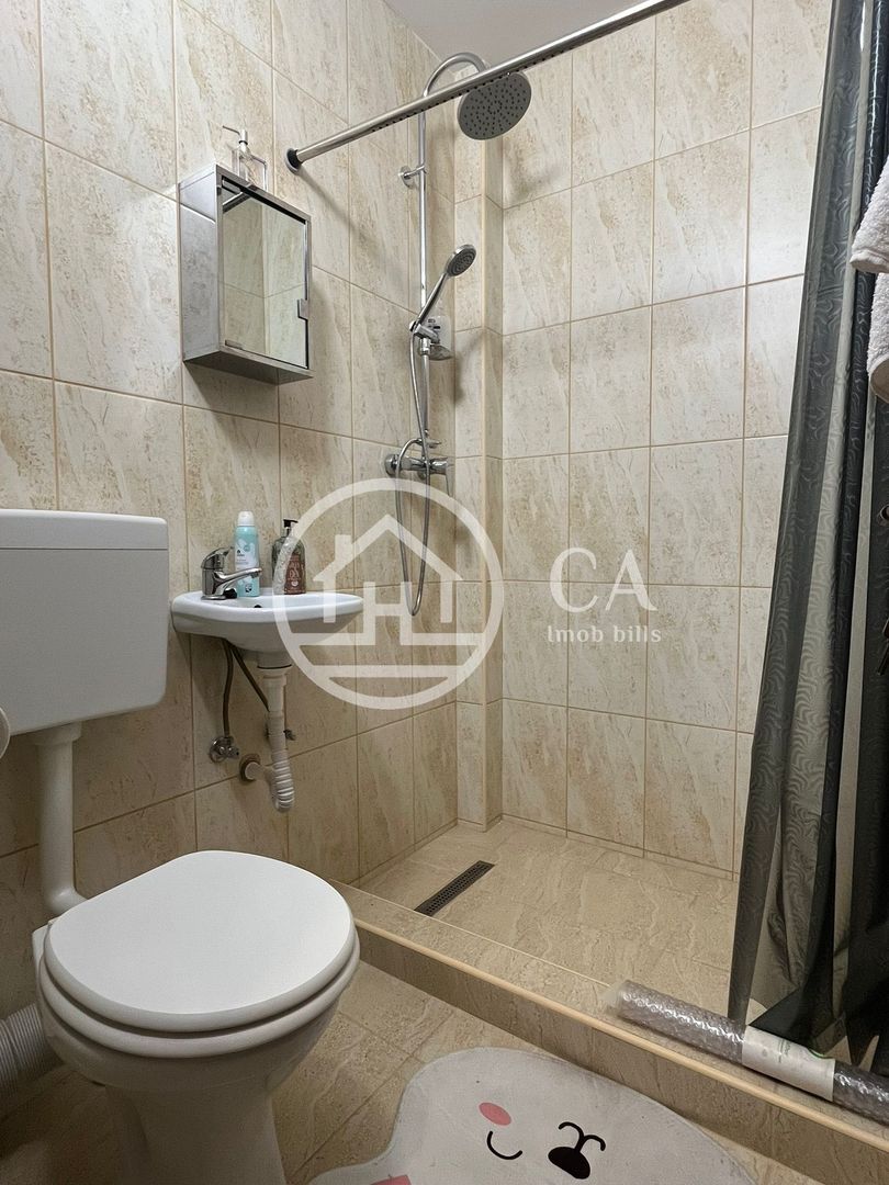Apartament cu 3 camere de vânzare in zona Cantemir, Oradea - Poză 9