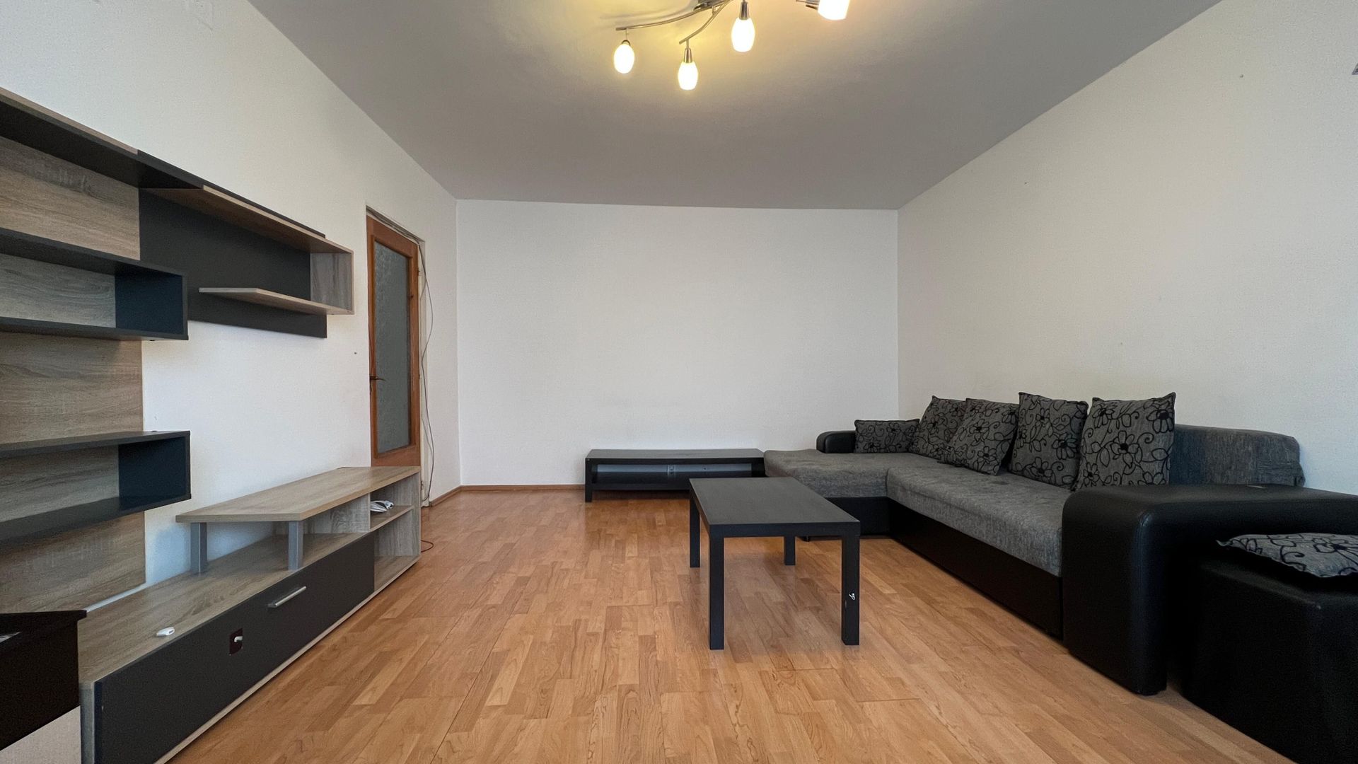 2 camere langa Mall Vitan | decomandat - Poză 2