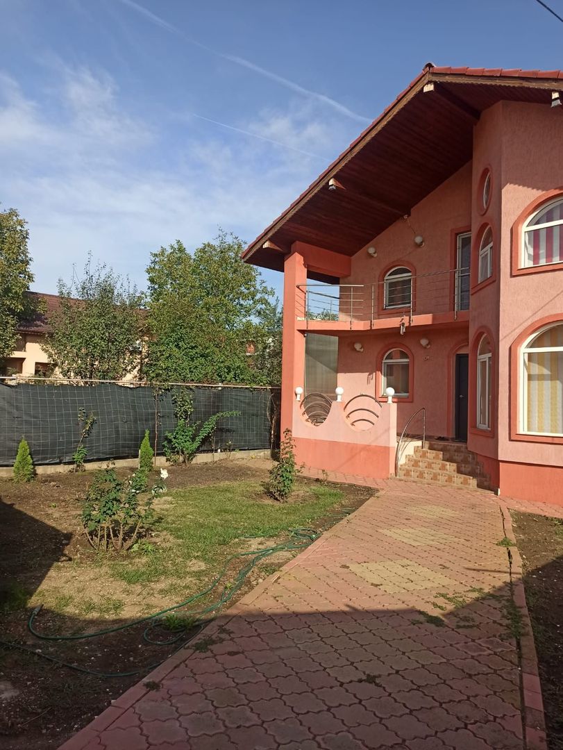 Casa 5 camere, 250 mp teren liber, adiacent șoseaua Leordeni - Poză 2