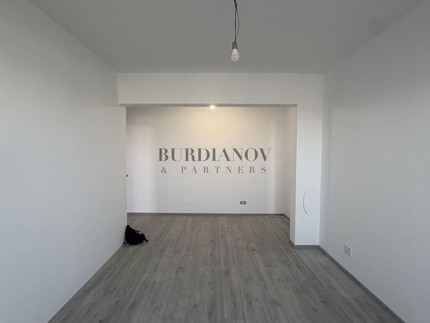 Apartament cu 3 camere - două băi - Etalon Lacul Morii - Vedere Lac - Poză 11