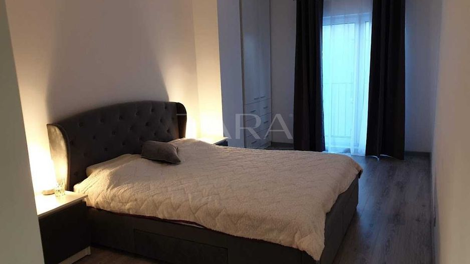 Apartament Modern cu 3 Camere și Priveliște Deosebită - Poză 3