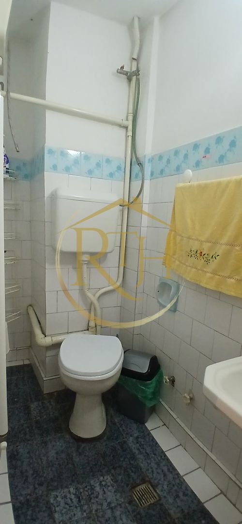 Oferim spre închiriere un apartament cu 2 camere la o vilă în Calea Șagului! - Poză 13