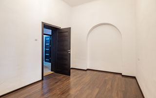 UNIVERSITATE(cod04)-Vila interbelica P+1-Constanta - Poză 3