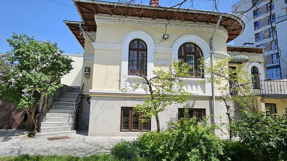 Casa Vila || Timpuri Noi || 6 camere || curte libera 400mp ||  Afterschool || - Poză 8