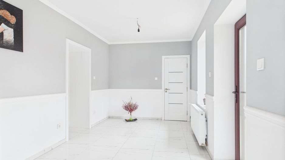 Casă Individuală cu spațiu comercial - Variaș - Poză 5