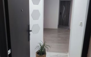Vând apartament 2 camere - Poză 3