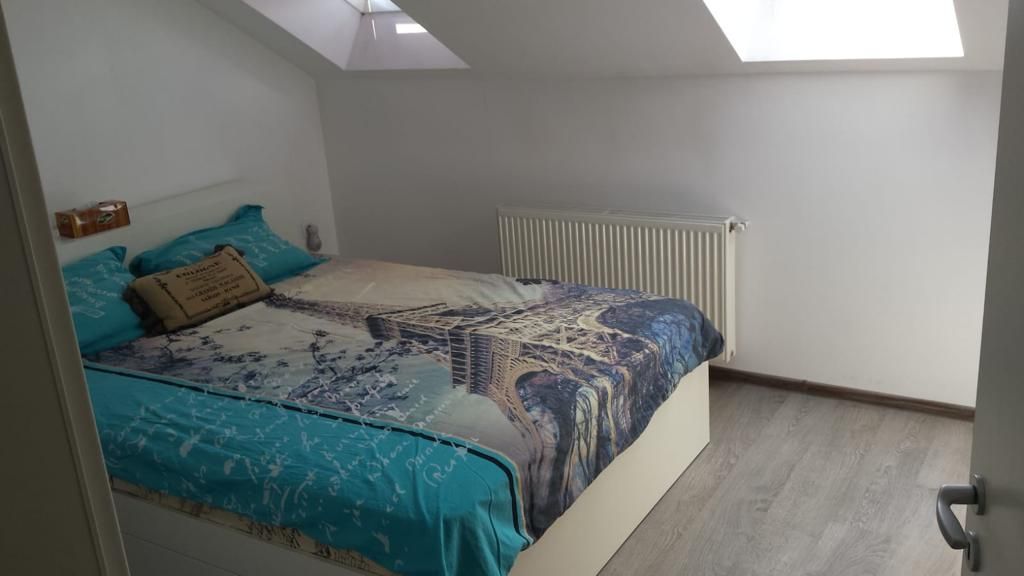 Apartament 3 camere, decomandat - Poză 4