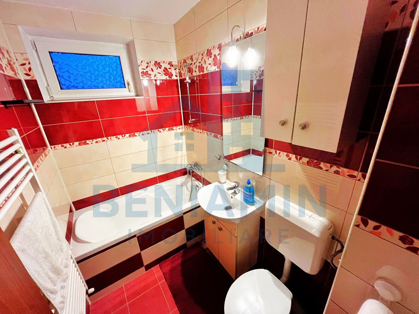 4 Camere-Etajul1-Centrala Termica-Mobilat-Utilat-Centrul Civic-Brasov - Poză 10