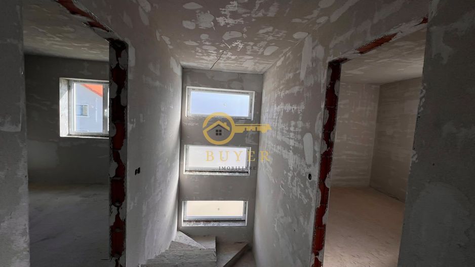 Casa single, finisata LA GRI- Talmaciu, zona cu peisaj superb, 400 mp - Poză 5