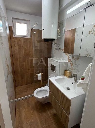 Apartament 2 camere decomandate, complet renovat – Plopilor - Poză 8
