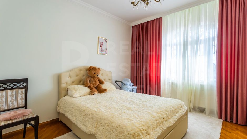 Vânzare casă de lux, 700 mp + 22 ari, situată în Tohatin - Poză 40