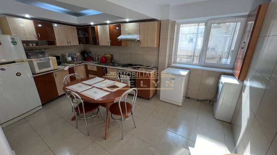 Apartament 2 camere de inchiriat, zona Piata Mare ( Restaurant Miorita ) - Poză 1