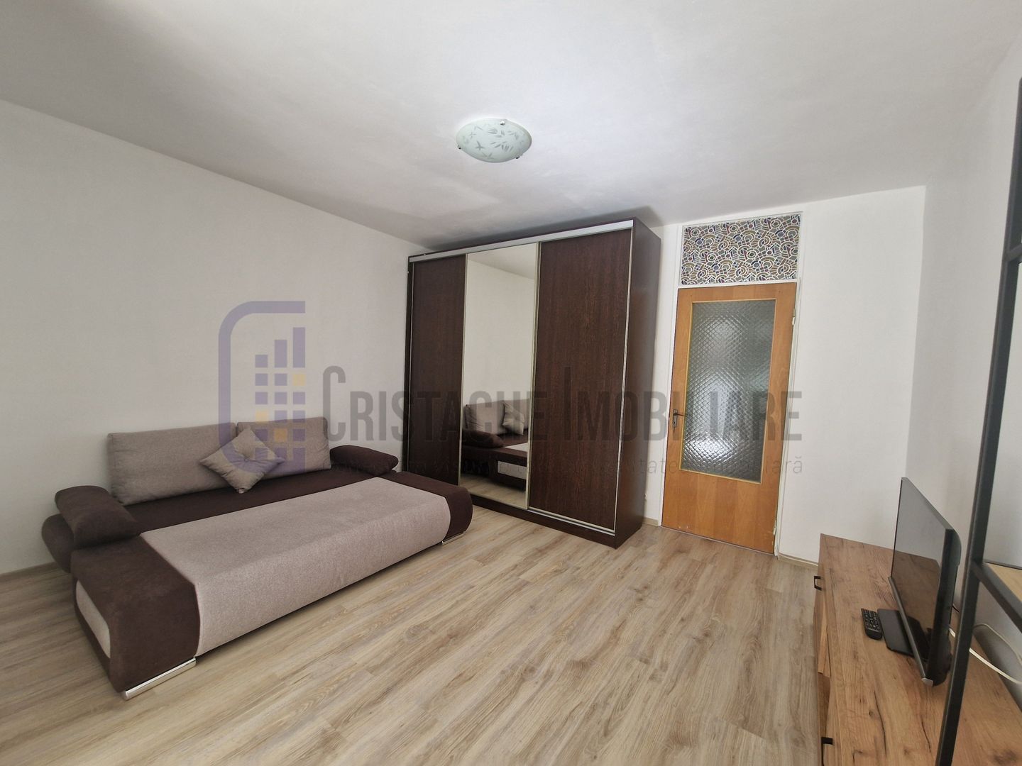 Garsoniera spatioasa si curata | Str. Vladeasa (Ghencea) | metrou la 15 min. - Poză 3
