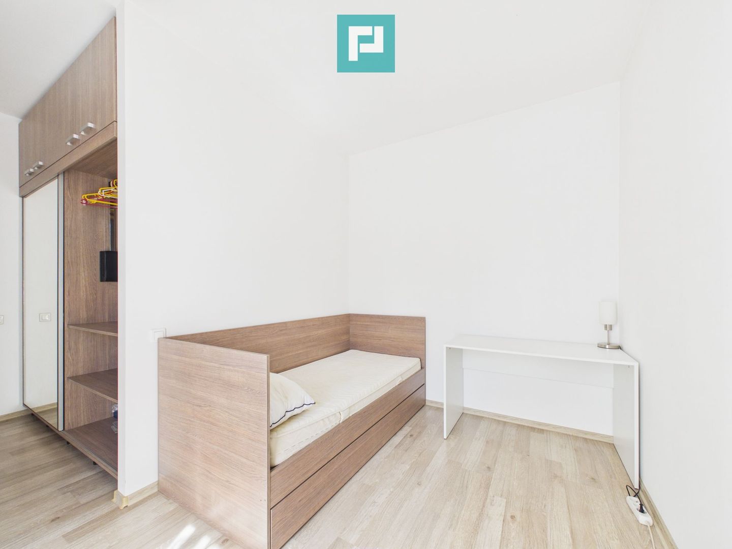 Apartament 3 camere de închiriat ARED UTA - Poză 18