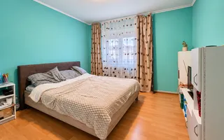 Apartament 3 camere, 2 bai, decomandat, Cetate, zona Liceului Sportiv - Poză 11