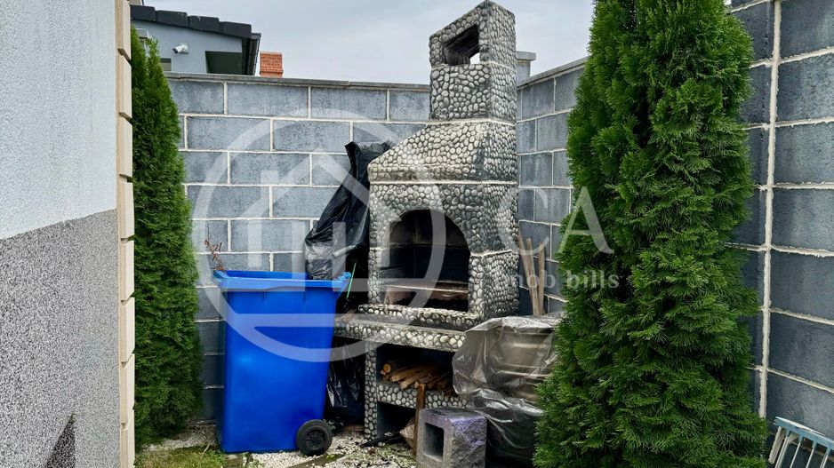 Casă de vânzare cu 6 camere in cartierul Tineretului, Oradea - Poză 29