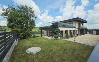 Casa noua cu piscina si terase panoramice, garaj - Poză 2