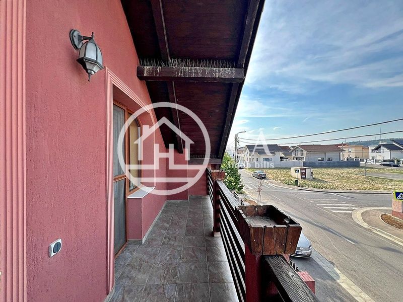 Casă de închiriat cu 5 camere în Cartierul Tineretului, Oradea - Poză 16