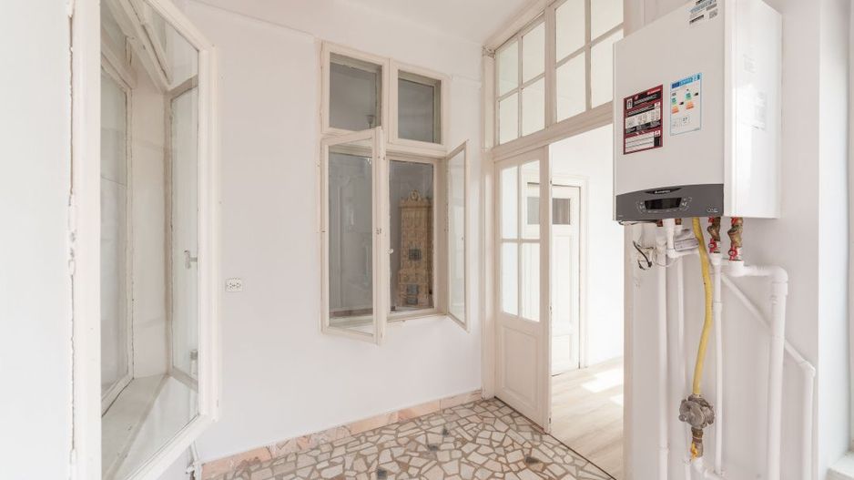 Casă interbelică ultracentrală | Bulevardul Republicii nr. 129 | - Poză 10
