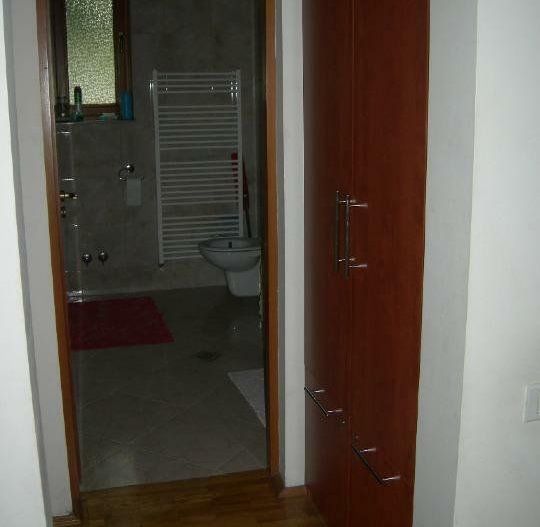 Vilă de vânzare în Sectorul 2, locuit plus potenţial pentru venit pasiv - Poză 11