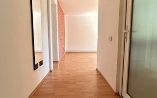 Apartament cu 2 camere de vânzare la mansardă în zona Poarta 6 - Poză 10