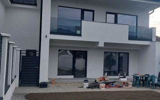 Casa individuala 4 camere 146 mp utili P+1 si teren 475 mp in Selimbar - Poză 1