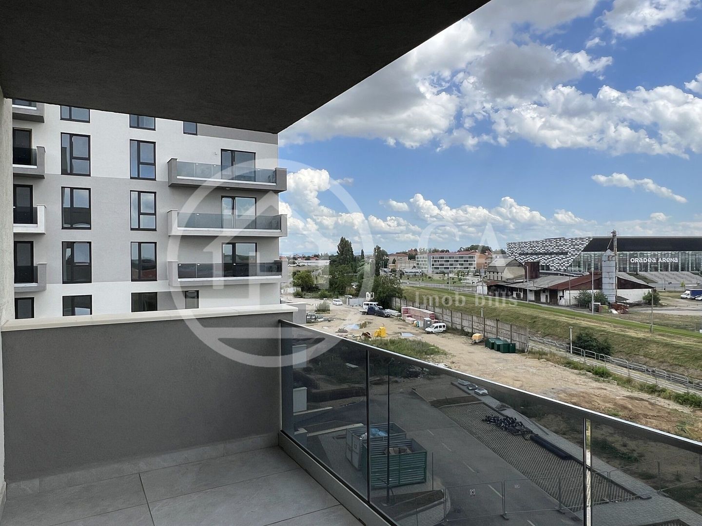 Apartament cu 3 camere de inchiriat in Prima Arena Oradea - Poză 14