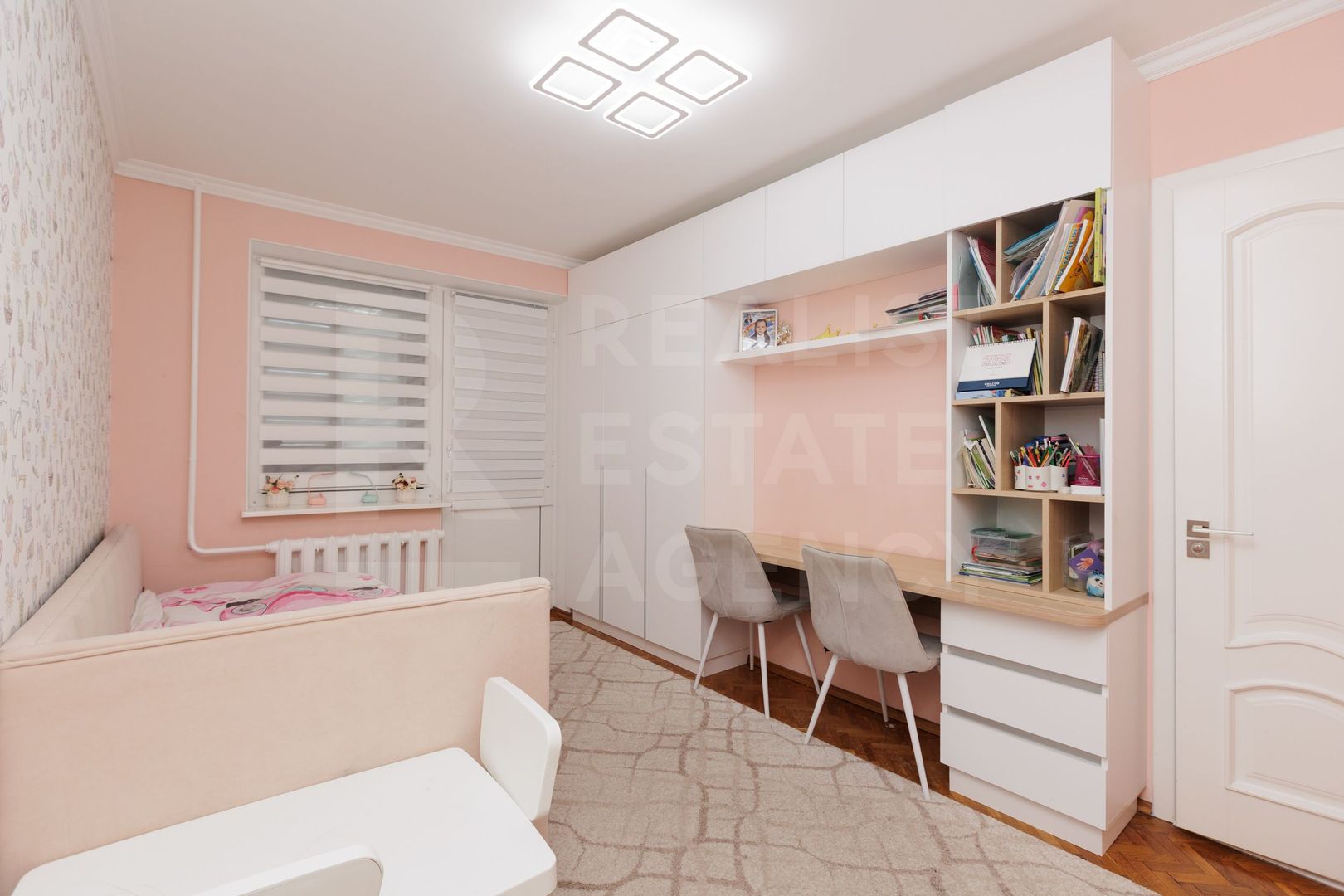 Apartament cu 4 camere spre vânzare, strada Romană, Centru - Poză 10