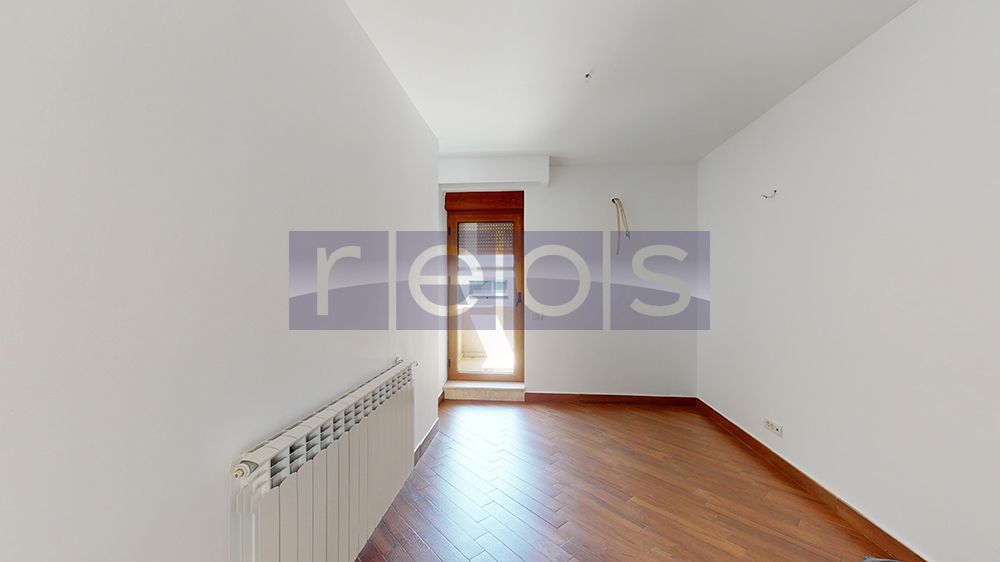 VANZARE | 3 CAMERE | BELLER | DOROBANTI - Poză 3